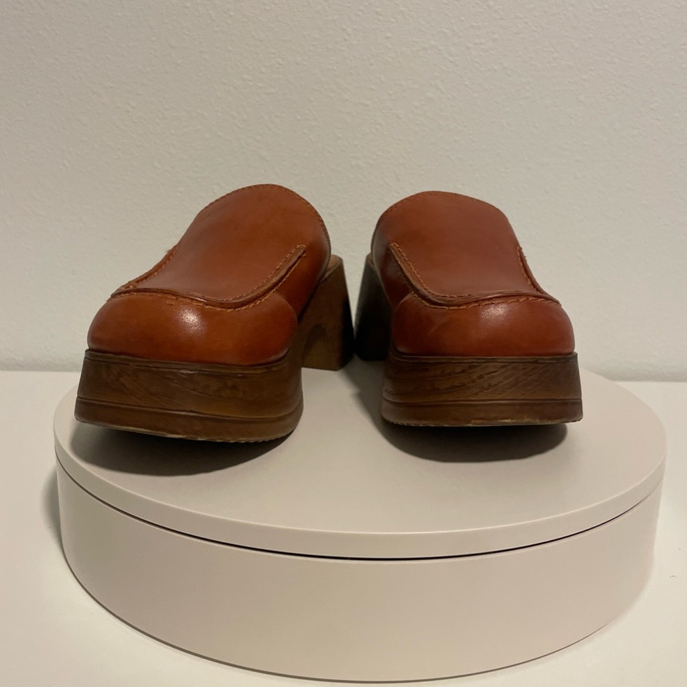 Candie's Women's Tan Leather Mules - Picture 2 of 3